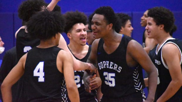 Gresham.Barlow.boys-basketball.Dave-Ball.35